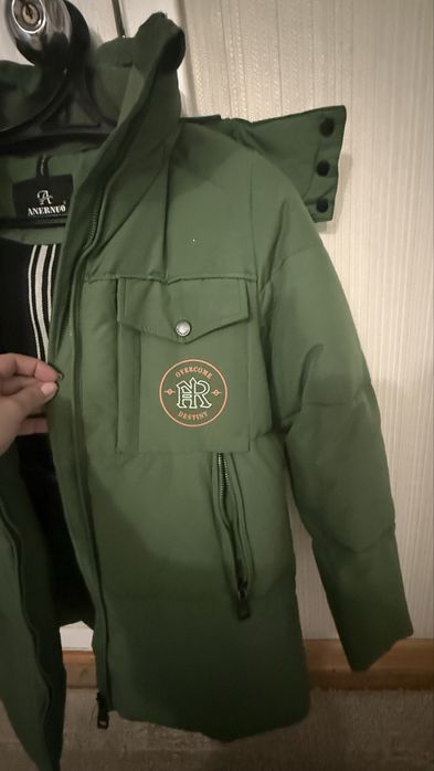 Продаю куртку детскую