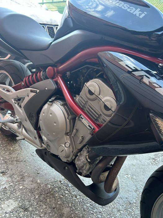Kawasaki ER-6n _ 650V
