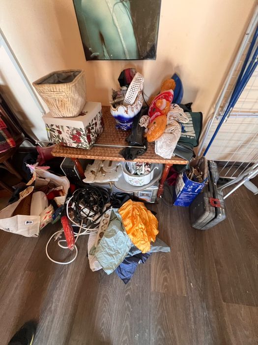 Ridic saci cu deșeuri și moloz, și diverse deseuri din constructii