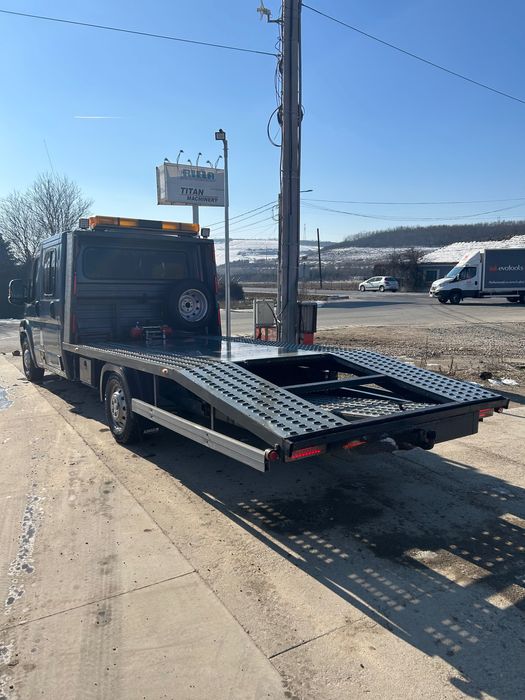 Vând Plaforma 7 locuri