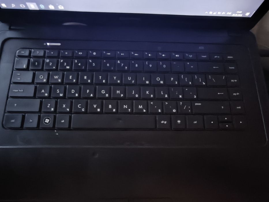 ноутбук HP 15.6 дюйма