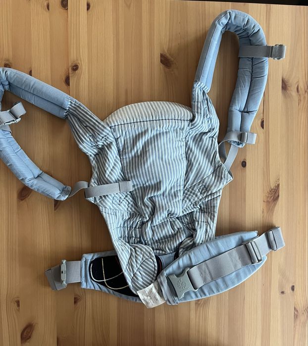 Ergobaby adapt със забележка