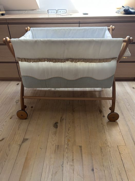 Бебешко легло, кошче на колела