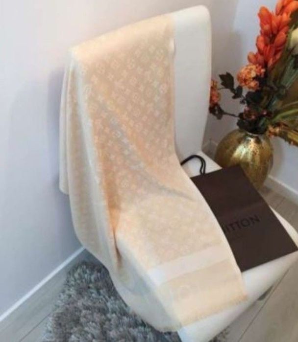 Esarfe cu doua fețe,diverse nuanțe, saculet, etichetă