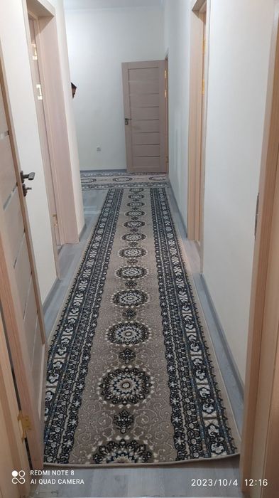 Срочно!!! 1 этажда 3 хонали Квартира ижарага берилади