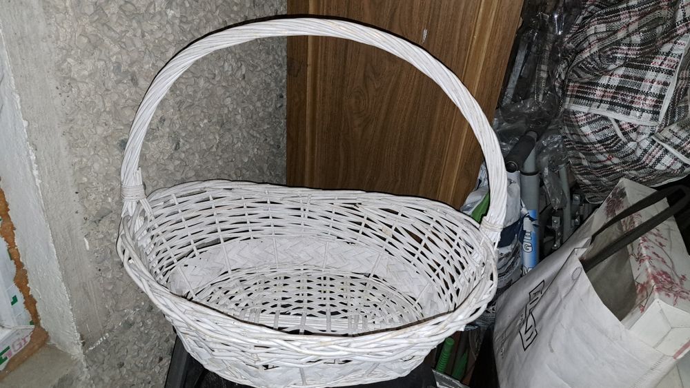 Карзинка плетёная