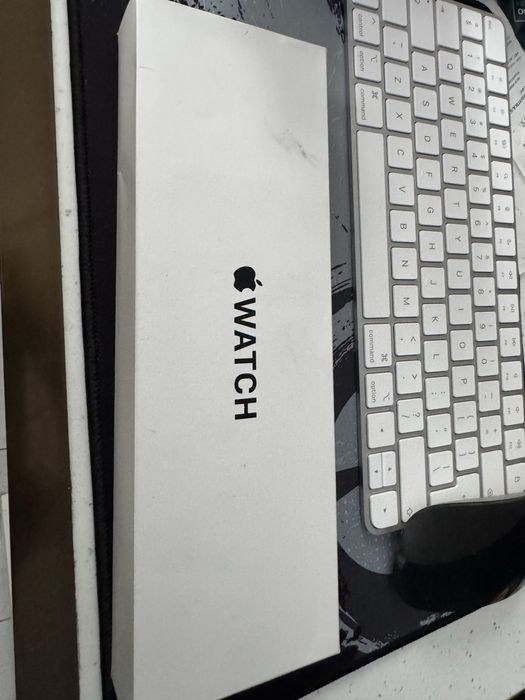 Apple watch se3 44mm GPS M/L