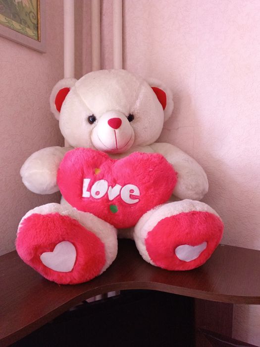 Подарочный медведь мягкий