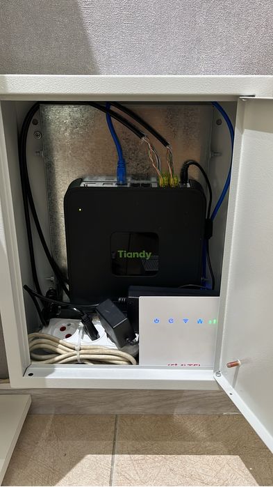 Видеонаблюдение, видеодомофоны