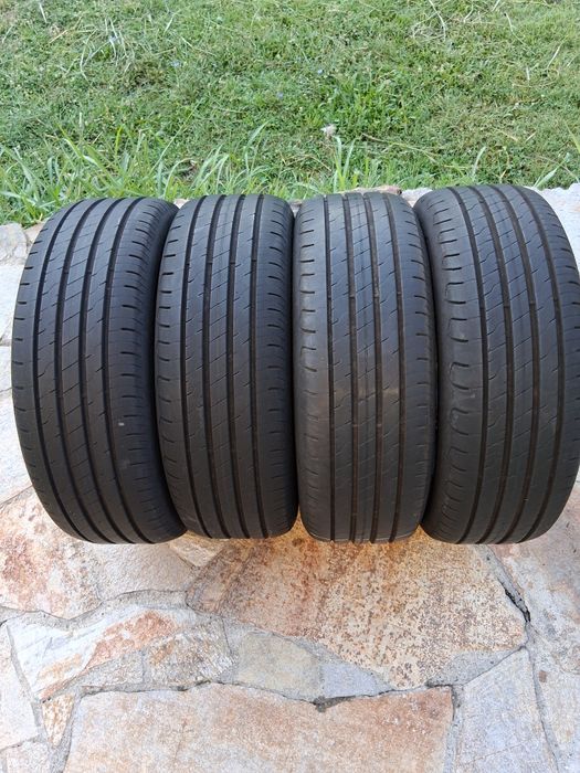 205 60 16 Goodyear 92H