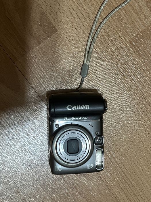 Canon powershot a590