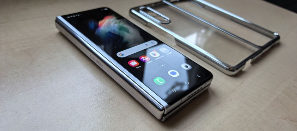 Samsung Galaxy Z Fold 3_256GB_12GB Ram (impecabil) - 2 Linii display