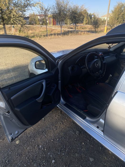 Продам Reno Duster