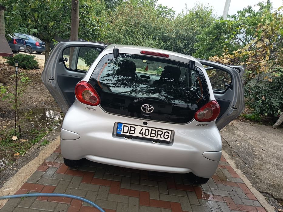 VÂND AUTO,Toyota Aygo.