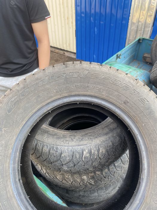 Продам резину на 14 и 13