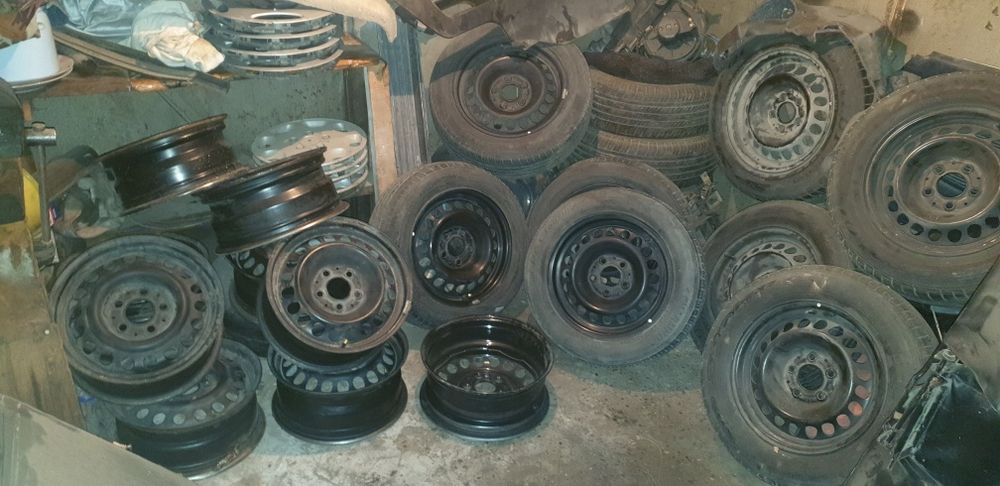 Для Мерседес , mercedes  w 124 диски ,Москвич