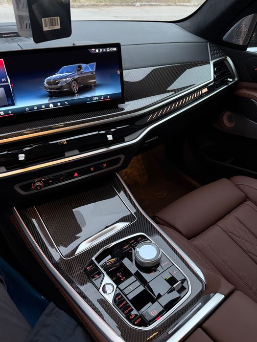 Продам новый BMW X5 M60i xDrive FULL , в наличии с гарантией