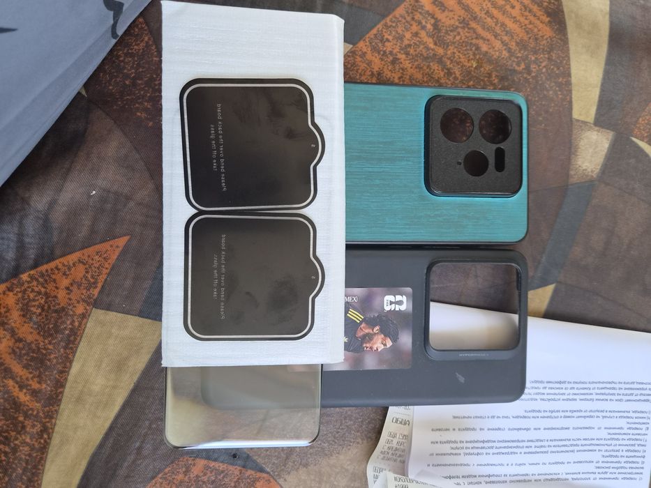 Продавам Relmi Gt7 Pro във добро съснояние като нов 12 GB Ram 512 свободна памет