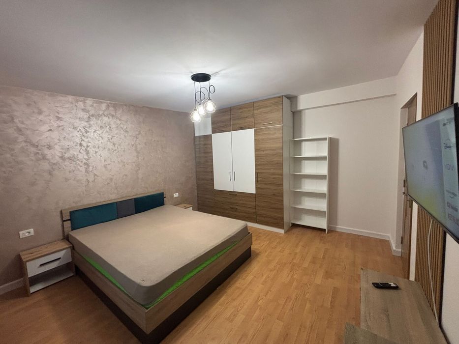 Inchiriez apartament cu o camera