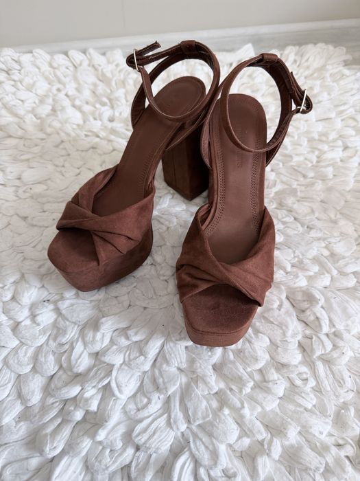 Сандали Stradivarius кафеви