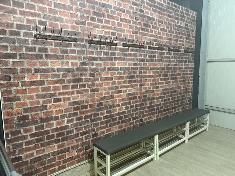 Bancute, panouri de orative, bare umerase