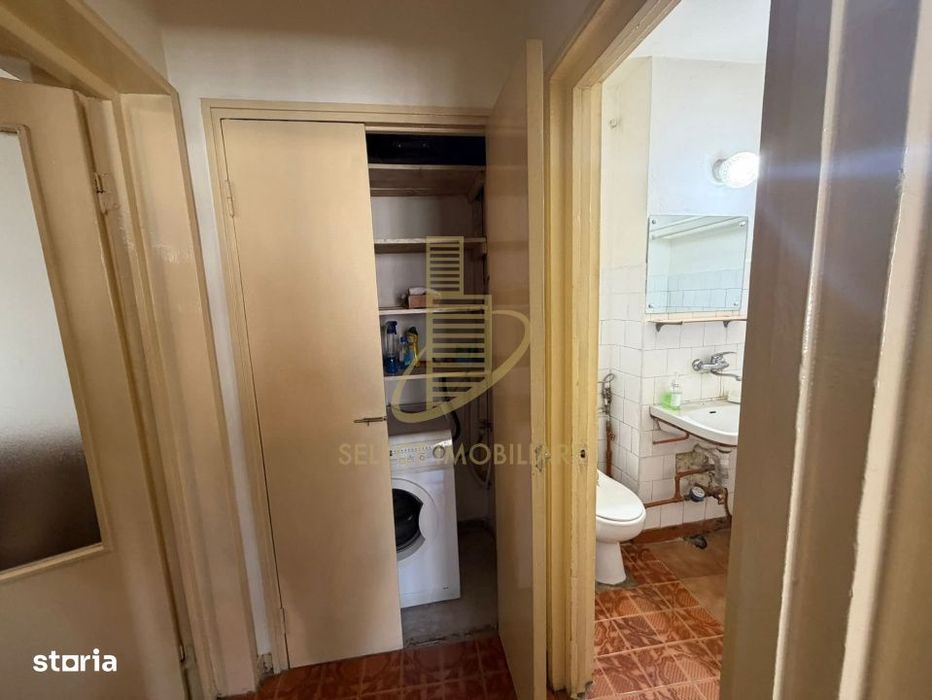 Apartament de 2 camere, decomandat, 49 mp., zona Decebal