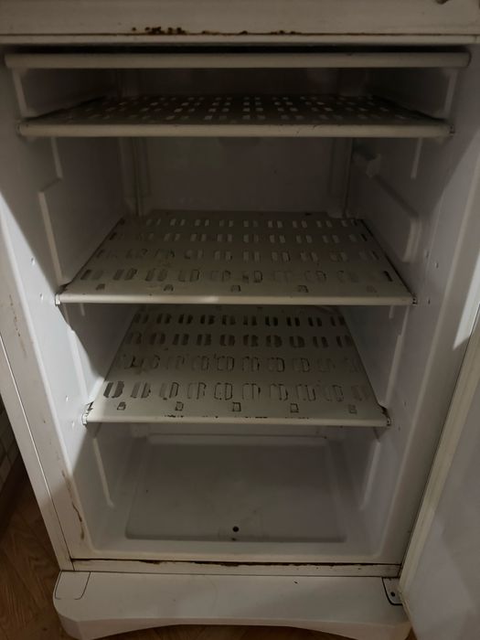 Холодильник робочий