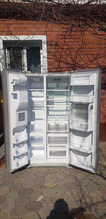 Продам холодильник.