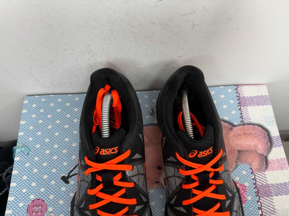 Asics ''Gel-Fastball 3''оригинални маратонки 44 номер
