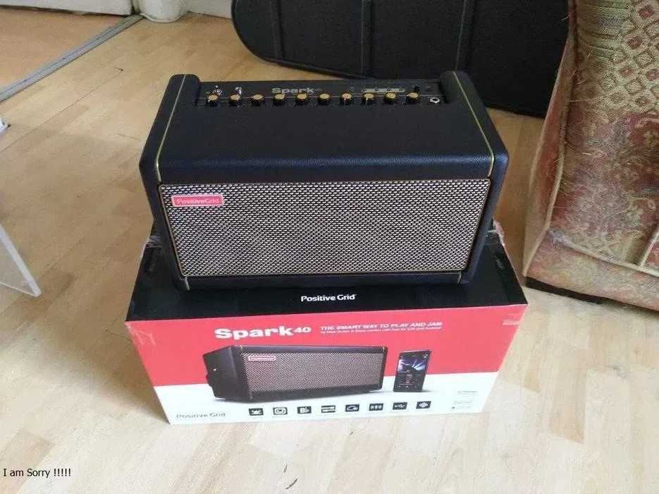 Продается комбоусилитель.