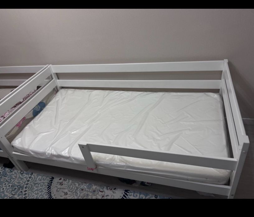 Кровать детская, 180на90