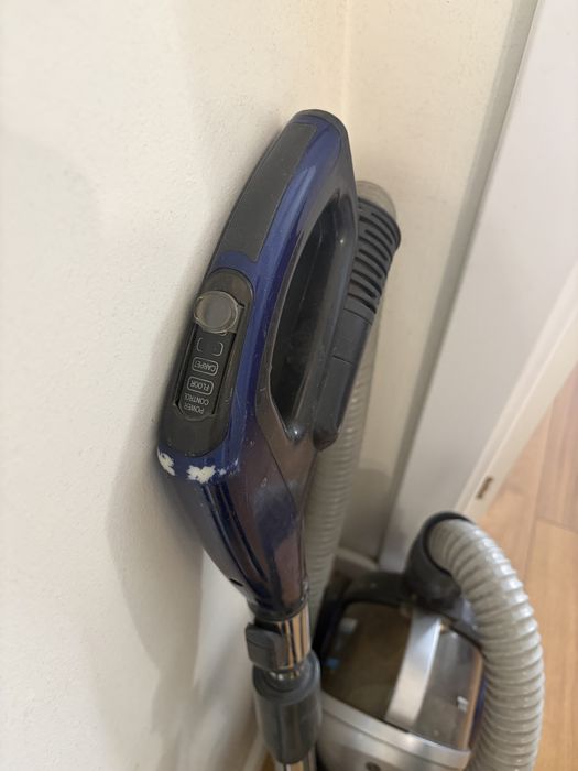 Пылесос LG VK70187HQ