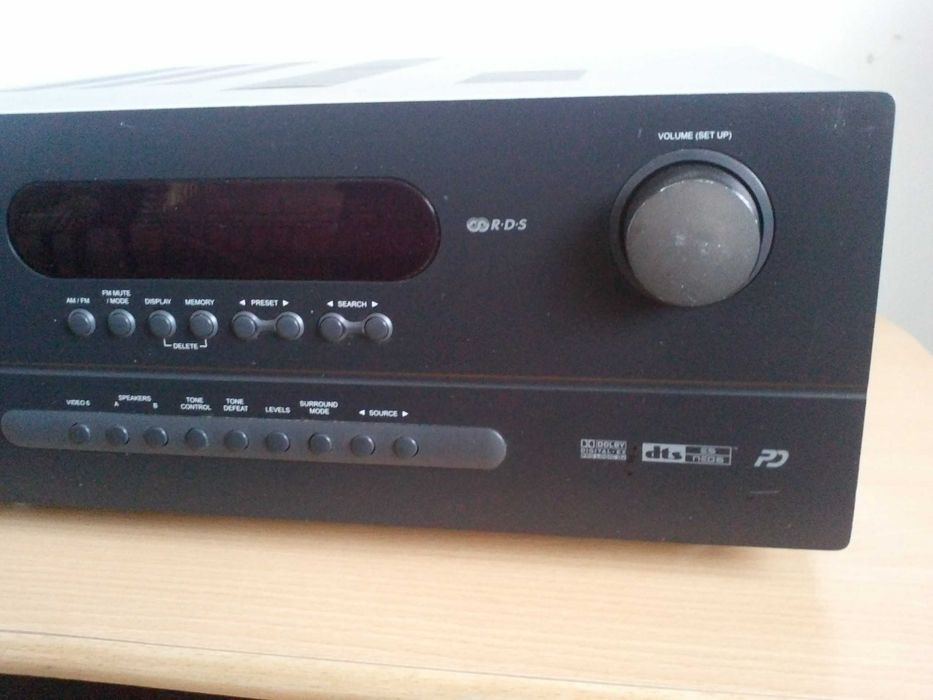 Amplituner NAD T 754