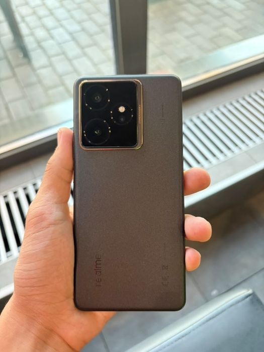 Продам/Обменяю Realme GT 7