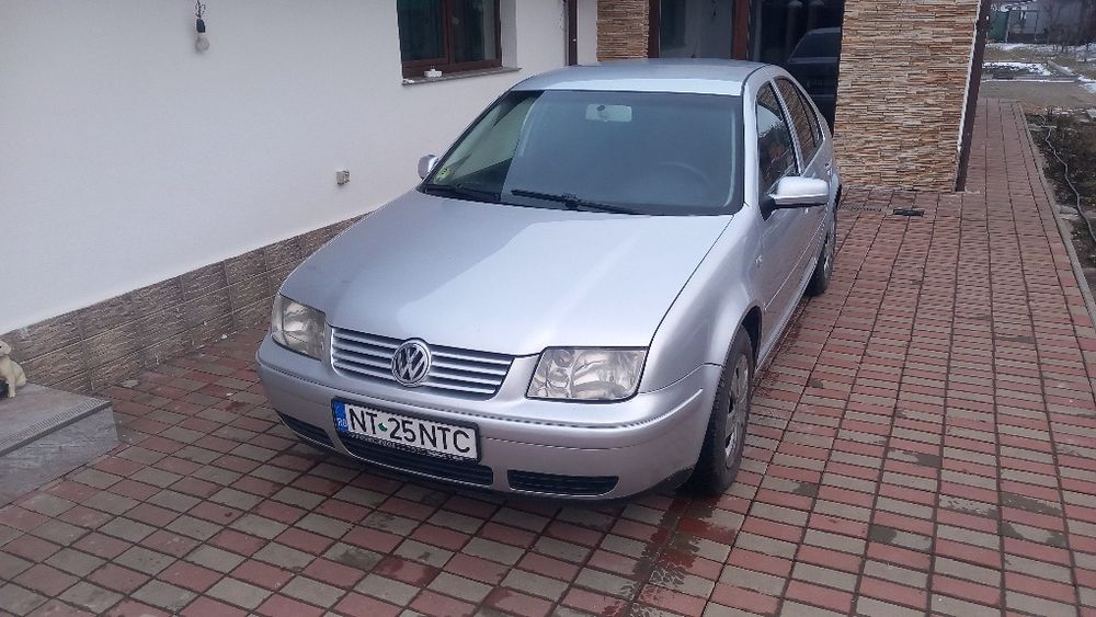 Vand  VW BORA 2004
