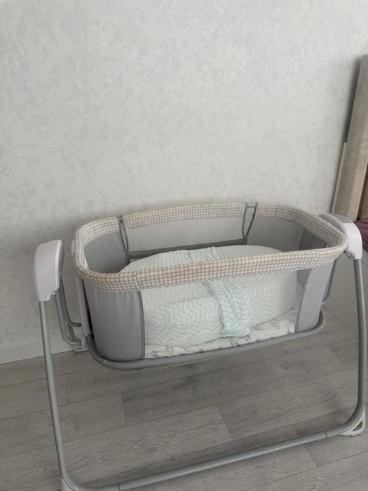 Детская кроватка и кокон