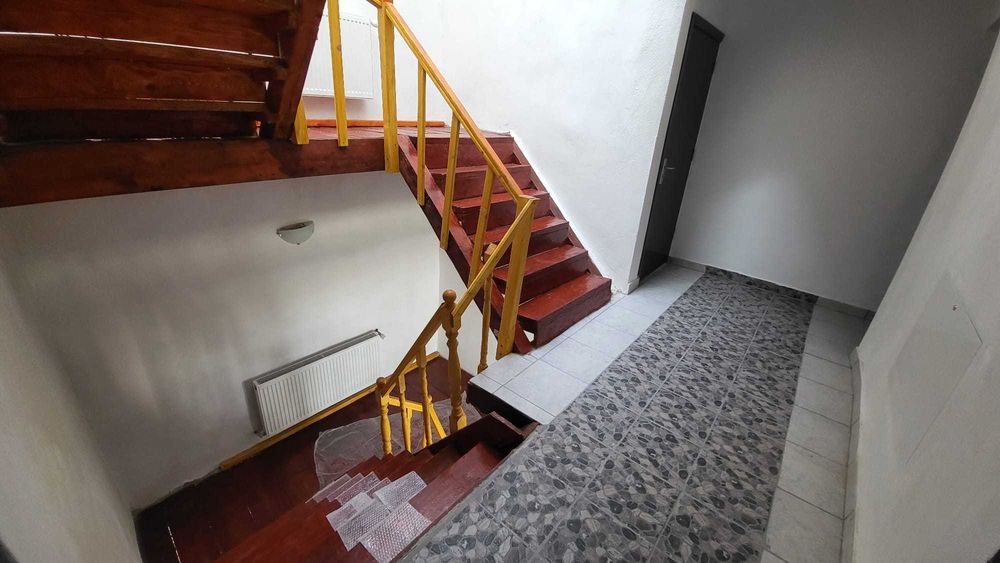 inchiriez garsoniera in Timisoara, zona Plopi, linia E8