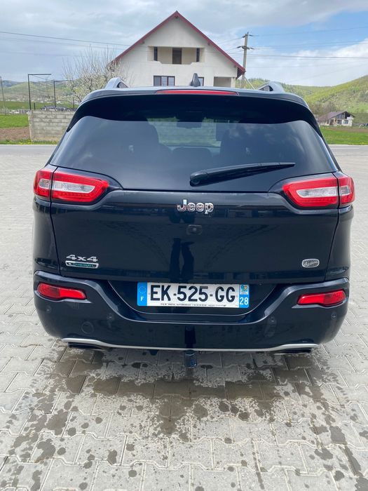 Jeep Cherokee Overland 4x4 automat 128000km full full