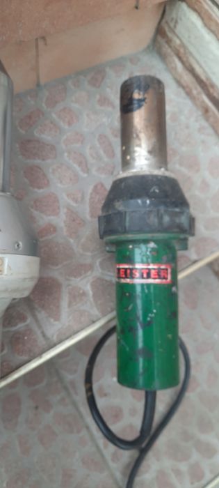 Leister Пистолет  за  заваряване на Венилова Мембрана