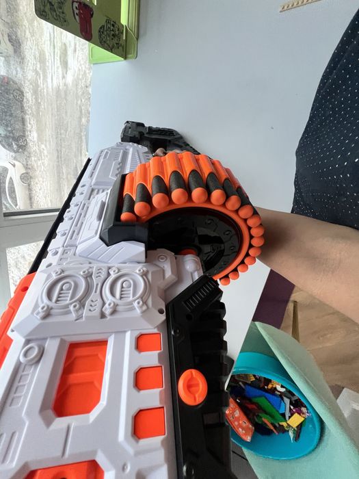 Бластер с барабаном, автоматический