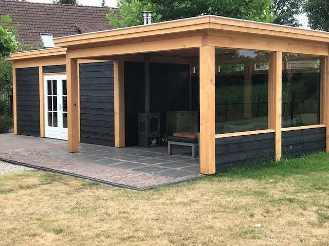 Executam terase din lemn