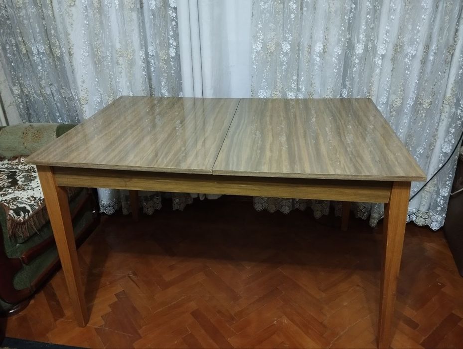 Стол на 8-10 человек
