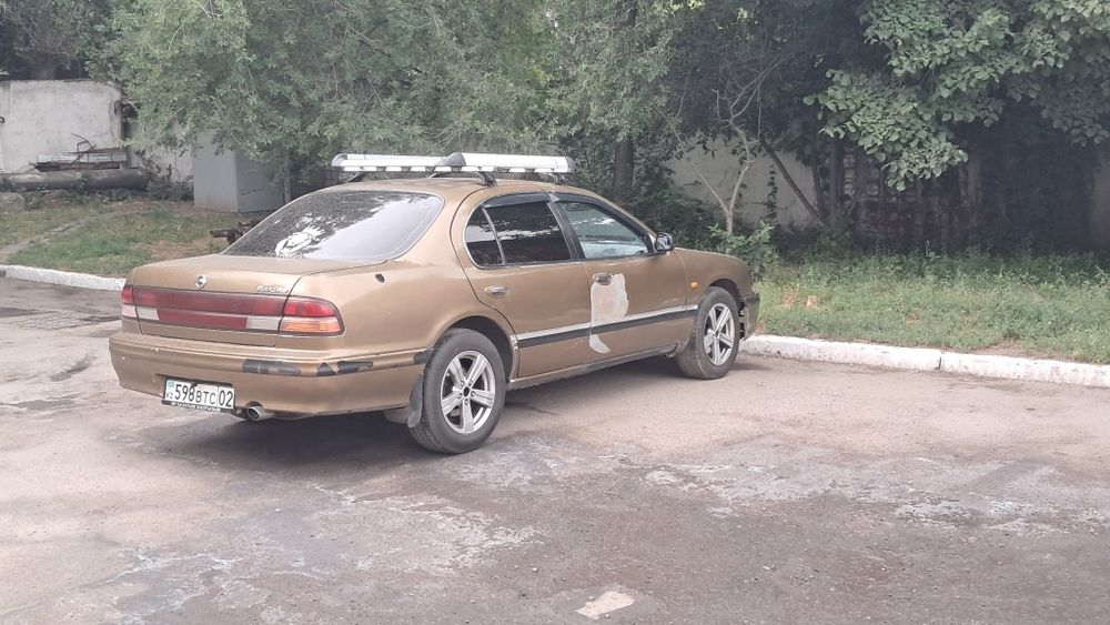 Nissan maxima 1995