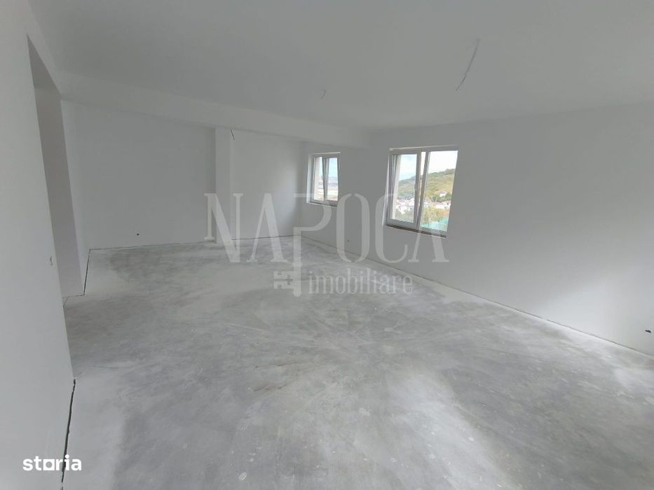 Casa 5 camere de vanzare in Dezmir