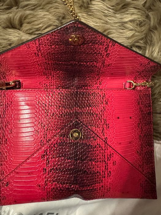 Michael Kors чанта от естествена шагрен кожа