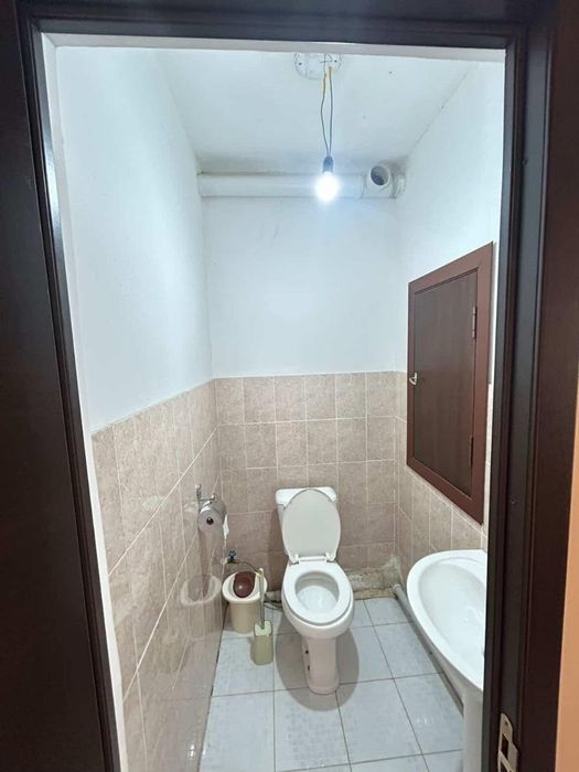 Kvartiraga qizlar olinadi