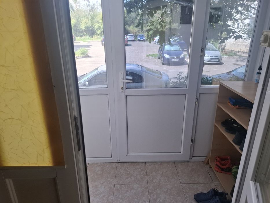 Inchiriez garsoniera confort I la parter