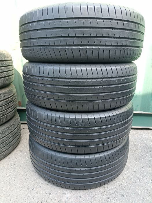 215/55/17 капсен летний