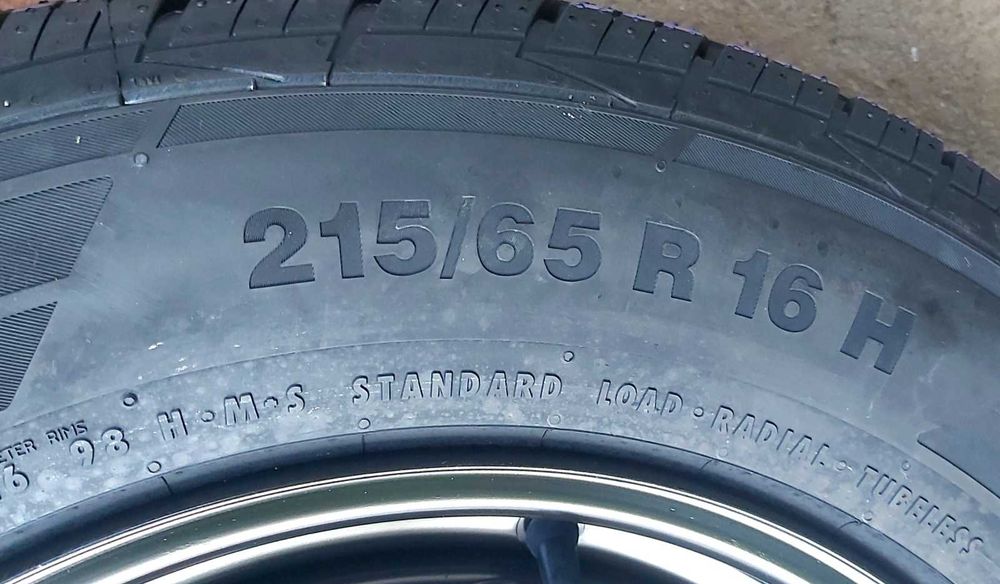 Rezervă Duster nouă/nefolosită