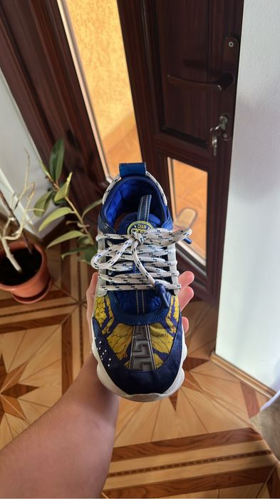 Vand Versace Chain Reaction